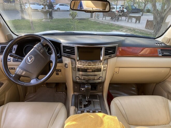 Lexus LX 570 2008, 195,000 km - 5.7 л - Bakı
