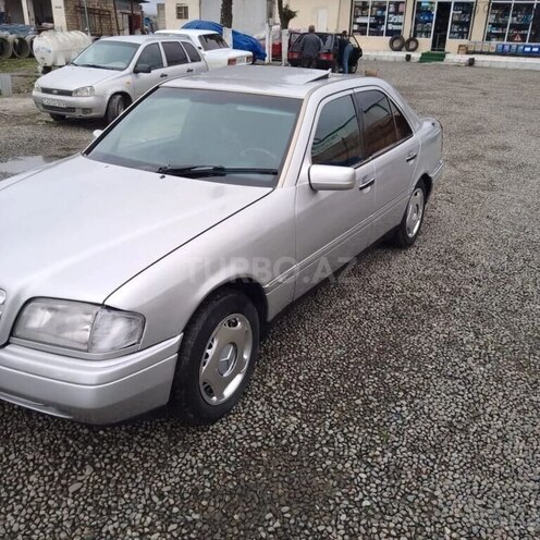 Mercedes C 200 1995, 427,852 km - 2.0 л - Zərdab