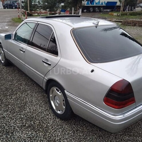 Mercedes C 200 1995, 427,852 km - 2.0 л - Zərdab