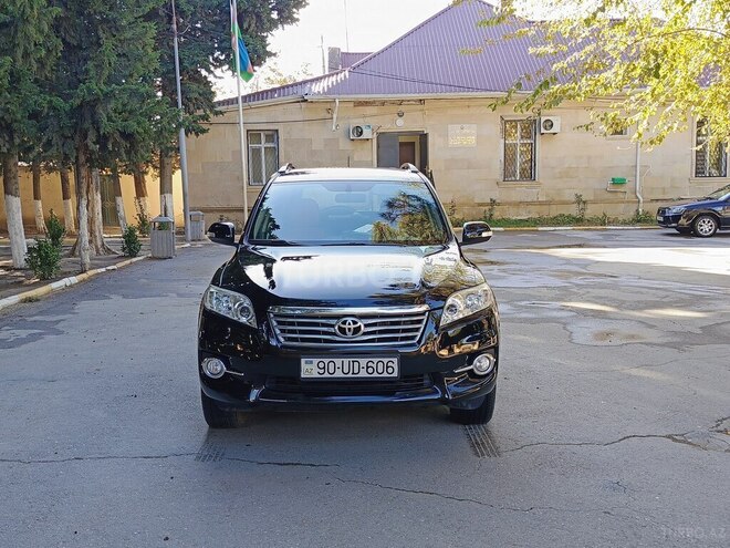 Toyota RAV4 2011, 182,000 km - 2.0 l - Sumqayıt