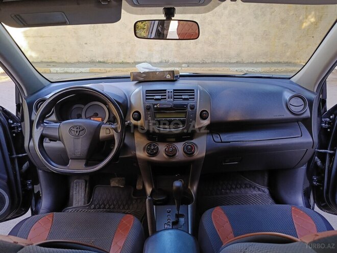Toyota RAV4 2011, 182,000 km - 2.0 l - Sumqayıt