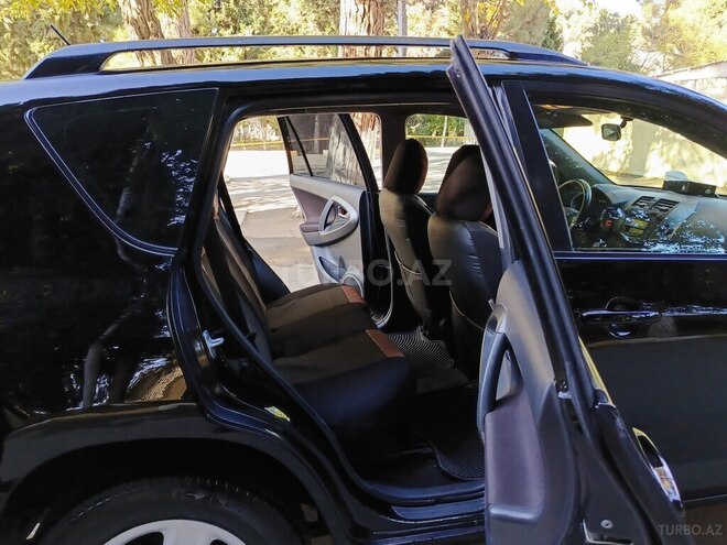 Toyota RAV4 2011, 182,000 km - 2.0 l - Sumqayıt