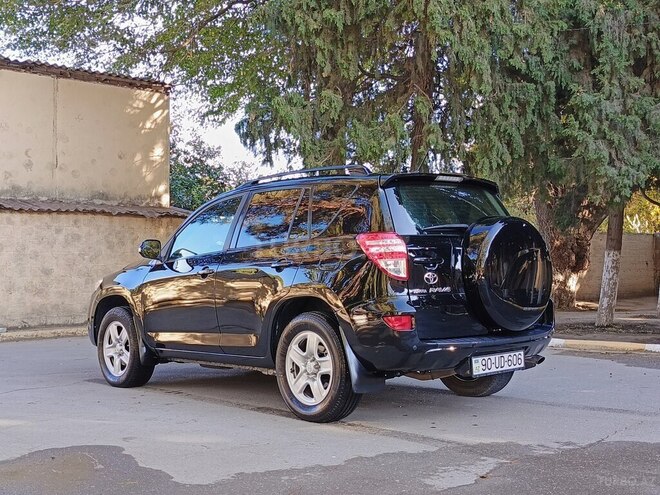 Toyota RAV4 2011, 182,000 km - 2.0 l - Sumqayıt