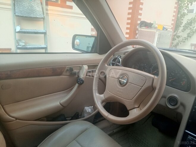 Mercedes C 230 1999, 299,000 km - 2.3 л - Sumqayıt