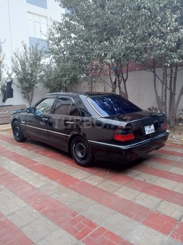Mercedes C 230 1999, 299,000 km - 2.3 л - Sumqayıt