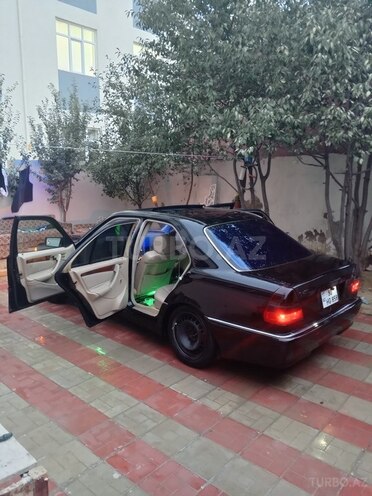 Mercedes C 230 1999, 299,000 km - 2.3 л - Sumqayıt