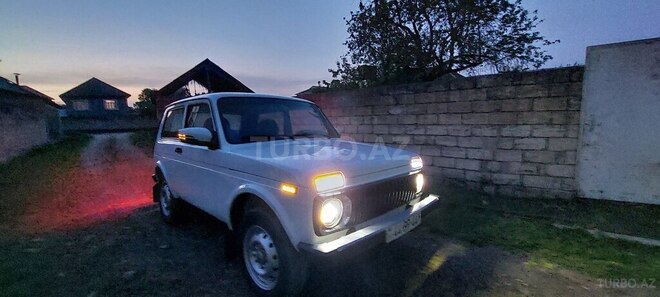 LADA (VAZ) Niva 2010, 125,000 km - 1.7 l - Masallı