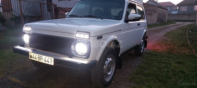 LADA (VAZ) Niva 2010, 125,000 km - 1.7 l - Masallı