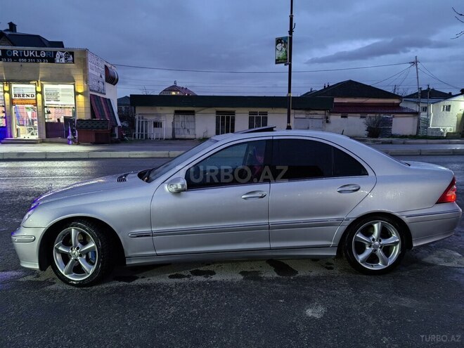 Mercedes C 180 2005, 184,000 km - 1.8 l - Quba