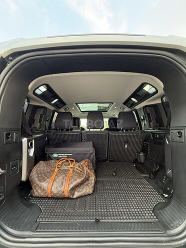 Land Rover Defender 2020, 44,900 km - 2.0 л - Bakı