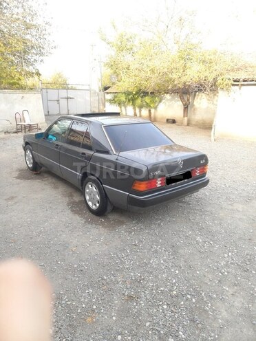 Mercedes 190 1992, 174,500 km - 2.0 l - Bərdə