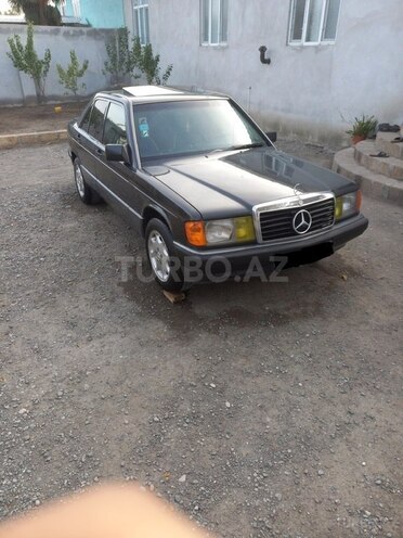 Mercedes 190 1992, 174,500 km - 2.0 l - Bərdə