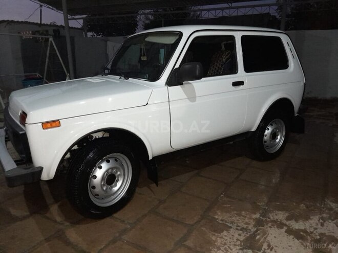 LADA (VAZ) Niva 2018, 188,800 km - 1.7 l - Salyan
