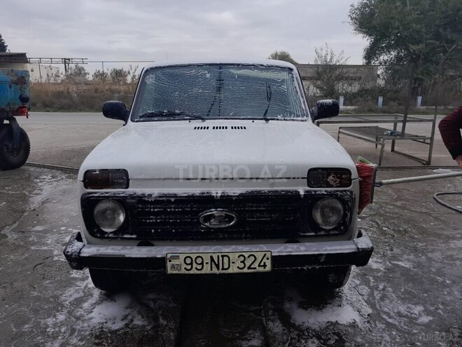 LADA (VAZ) Niva 2018, 188,800 km - 1.7 l - Salyan