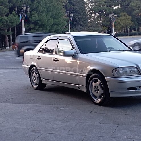 Mercedes C 220 d 1999, 345,760 km - 2.2 l - Sumqayıt