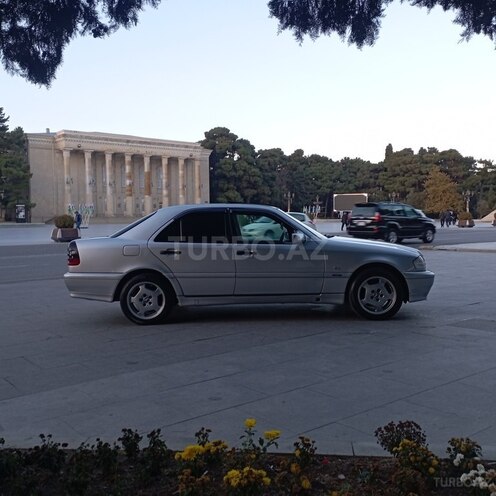 Mercedes C 220 d 1999, 345,760 km - 2.2 l - Sumqayıt