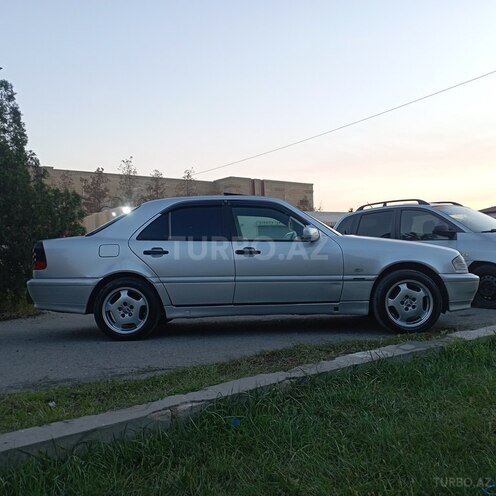 Mercedes C 220 d 1999, 345,760 km - 2.2 l - Sumqayıt