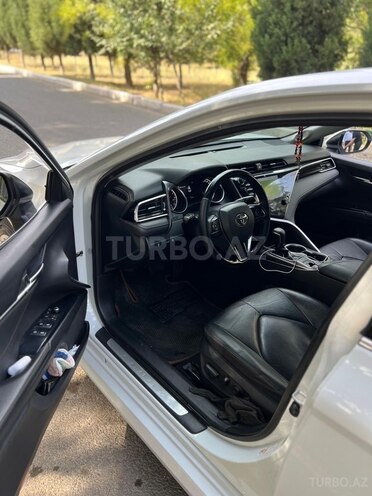Toyota Camry 2018, 129,000 km - 2.5 л - Gəncə