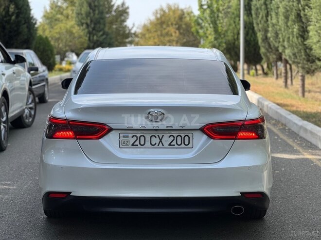 Toyota Camry 2018, 129,000 km - 2.5 л - Gəncə