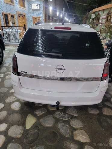Opel Astra 2009, 259,000 km - 1.3 l - Sabirabad