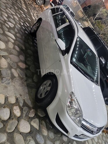 Opel Astra 2009, 259,000 km - 1.3 l - Sabirabad