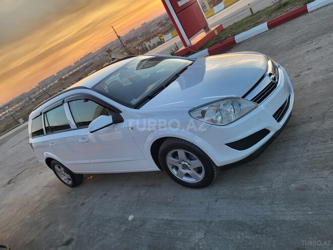 Opel Astra 2009, 259,000 km - 1.3 l - Sabirabad