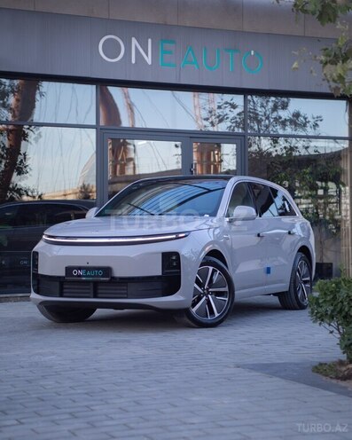 Li Auto L6-1