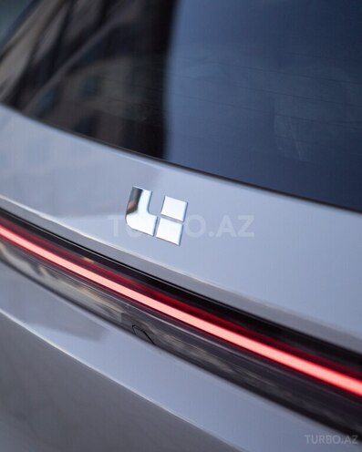 Li Auto L6-6