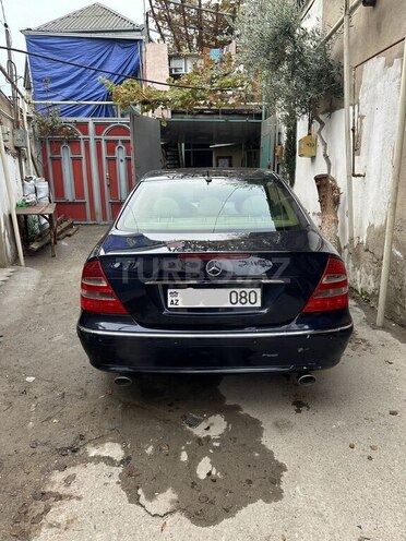 Mercedes E 240 2004, 351,662 km - 2.6 l - Bakı
