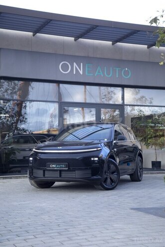Li Auto L6-1