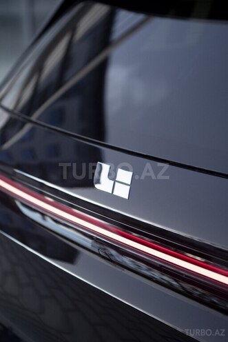 Li Auto L6-6