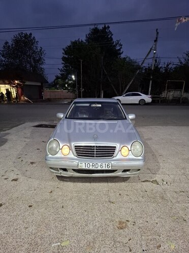 Mercedes E 220 d 2000, 452,666 km - 2.2 л - Bakı