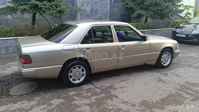 Mercedes E 200 1987, 283,000 km - 2.0 l - Bakı