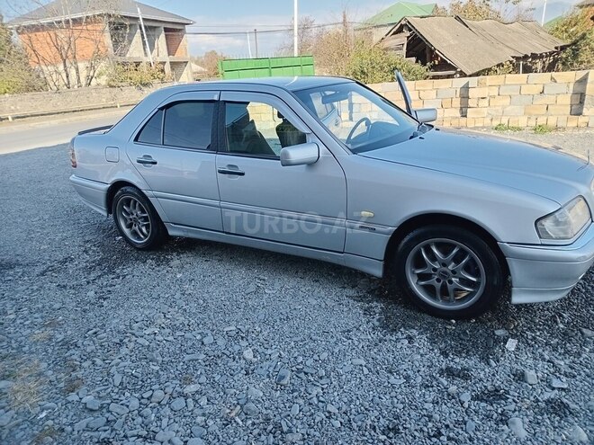 Mercedes C 240 1999, 288,378 km - 2.4 l - Zaqatala