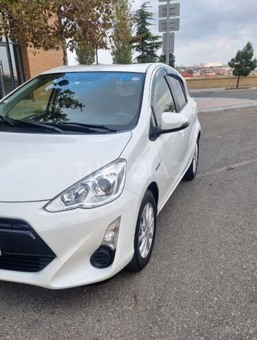Toyota Aqua 2016, 132,000 km - 1.5 l - Bakı