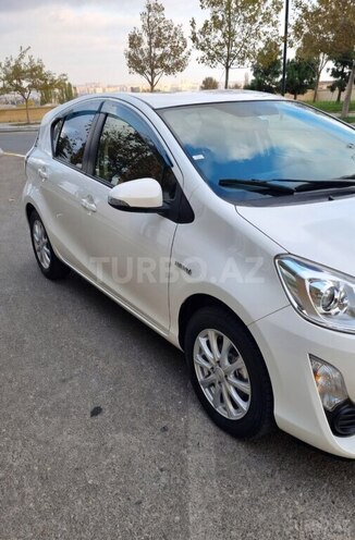 Toyota Aqua 2016, 132,000 km - 1.5 l - Bakı