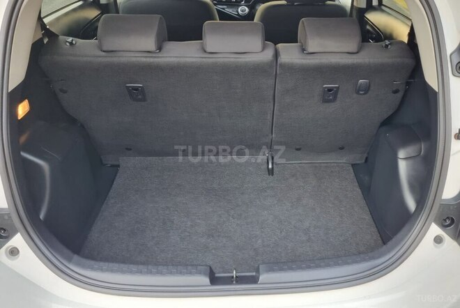 Toyota Aqua 2016, 132,000 km - 1.5 l - Bakı
