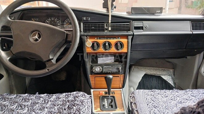 Mercedes 190 1992, 325,007 km - 2.0 l - Bakı
