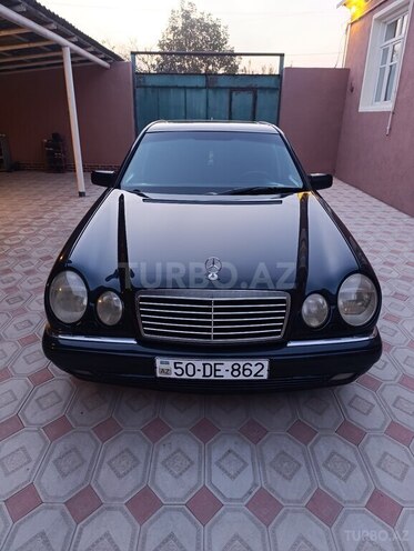 Mercedes E 230 1997, 304,191 km - 2.3 l - Qazax