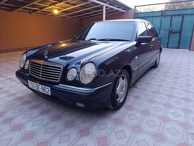 Mercedes E 230 1997, 304,191 km - 2.3 l - Qazax