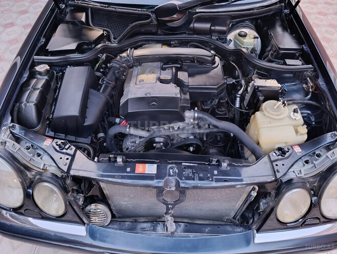 Mercedes E 230 1997, 304,191 km - 2.3 l - Qazax