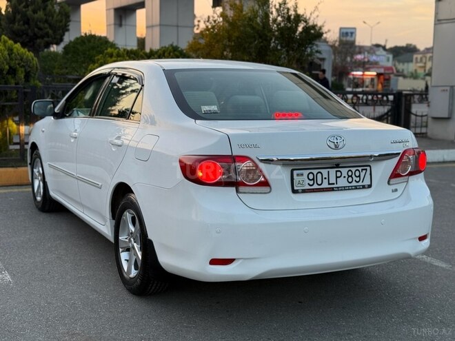 Toyota Corolla 2011, 138,000 km - 1.8 l - Bakı