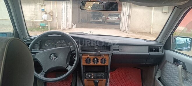 Mercedes 190 1992, 345,600 km - 2.5 l - Sumqayıt