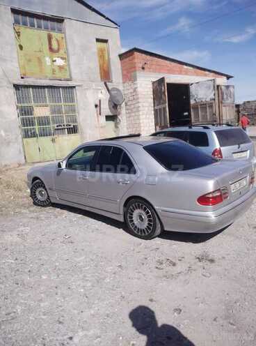 Mercedes E 220 d 2001, 420,000 km - 2.2 l - Şəki