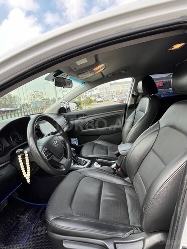 Hyundai Avante 2016, 125,000 km - 1.6 l - Bakı