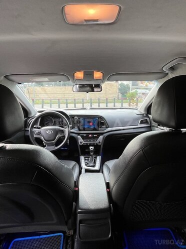Hyundai Avante 2016, 125,000 km - 1.6 l - Bakı