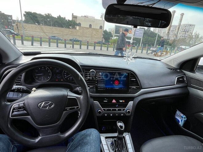 Hyundai Avante 2016, 125,000 km - 1.6 l - Bakı