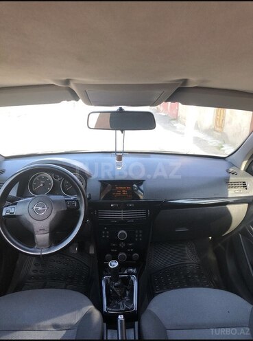Opel Astra 2006, 255,000 km - 1.3 l - İsmayıllı