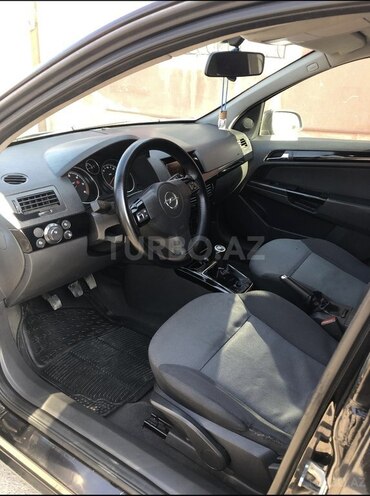 Opel Astra 2006, 255,000 km - 1.3 l - İsmayıllı