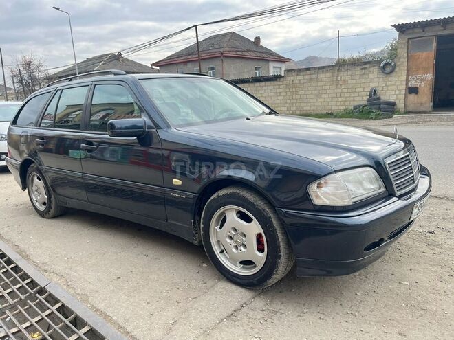 Mercedes C 180 1999, 245,877 km - 1.8 л - Quba